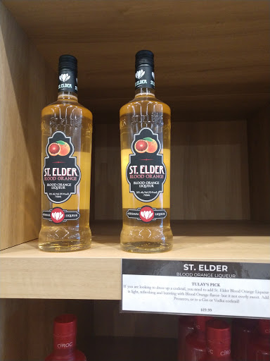 Liquor Store «The Savory Grape Wine Shop», reviews and photos, 1000 Division St #120, East Greenwich, RI 02818, USA