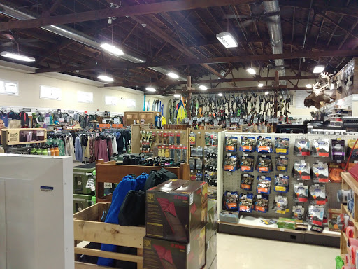 Outdoor Sports Store «Pacific Outfitters of Ukiah», reviews and photos, 955 N State St, Ukiah, CA 95482, USA