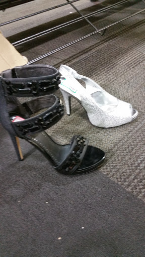 Shoe Store «DSW Designer Shoe Warehouse», reviews and photos, 19075 Interstate 45 N, Shenandoah, TX 77385, USA