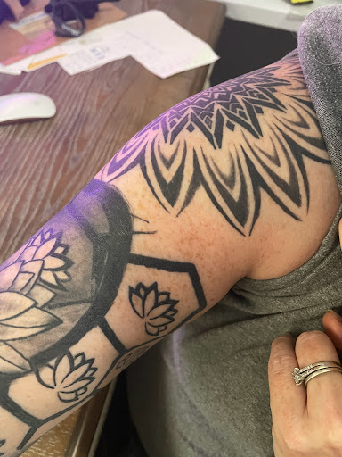 Tattoo Shop «Love Blood Ink Tattoo», reviews and photos, 2019 Fort Campbell Blvd, Clarksville, TN 37042, USA