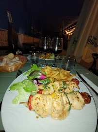 Plats et boissons du Restaurant Côté Lac à Cormoranche-sur-Saône - n°2