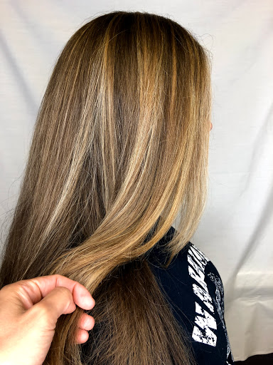 Nail Salon «Overtones Hair Skin & Nail Center», reviews and photos, 115 Temple Hill Rd # 800, Vails Gate, NY 12584, USA