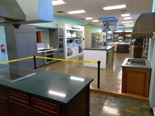 Appliance Store «University Electric Home Appliance Center», reviews and photos, 1500 Martin Ave, Santa Clara, CA 95050, USA