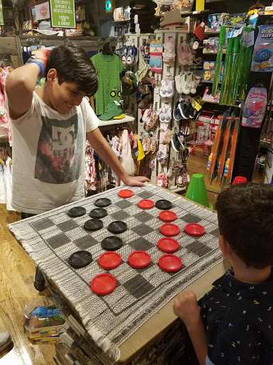 American Restaurant «Cracker Barrel Old Country Store», reviews and photos, 800 N Interstate Dr, Norman, OK 73072, USA