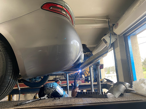 Auto Repair Shop «Discount Mufflers & Custom Exhaust», reviews and photos, 3560 Dickerson Pike, Nashville, TN 37207, USA