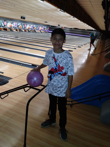 Bowling Alley «Plateau Bowling Lanes Inc», reviews and photos, 864 US-70, Crossville, TN 38555, USA