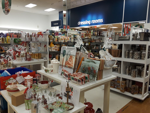 Department Store «Marshalls», reviews and photos, 8 Allstate Rd, Dorchester, MA 02125, USA