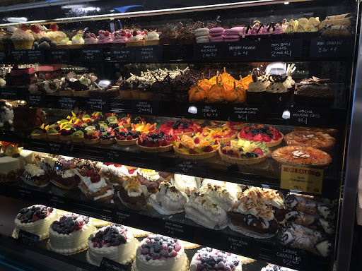 Shopping Mall «Pinebrook Shopping Center», reviews and photos, 3964 Airport Blvd, Mobile, AL 36608, USA