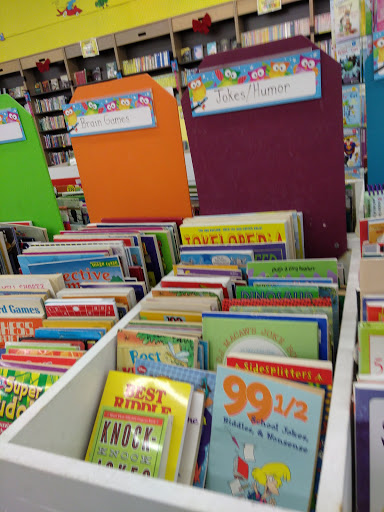 Used Book Store «Used Book Superstore», reviews and photos, 256 Cambridge St, Burlington, MA 01803, USA