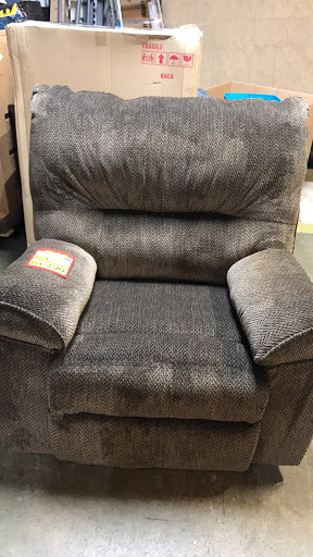 Discount Store «Colfax Discount Store», reviews and photos, 1116 E Mountain St, Kernersville, NC 27284, USA