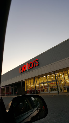 Big Lots, 940 Silver Ln #3, East Hartford, CT 06118, USA, 