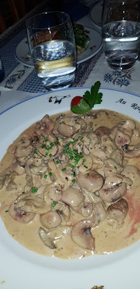 Sauce aux champignons du Restaurant de spécialités alsaciennes Au Rouge d'Ottrott - n°10