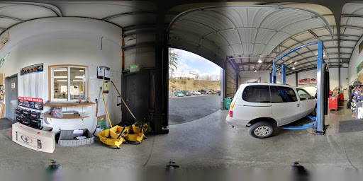 Auto Repair Shop «Federal Way Automotive & Radiator», reviews and photos, 8116 Pacific Hwy E, Tacoma, WA 98422, USA