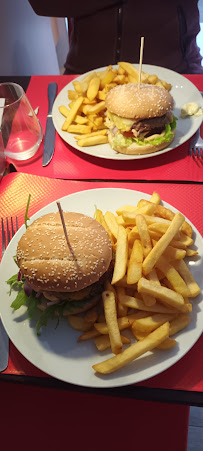 Plats et boissons du Restaurant CASA M Burger&Cie à Saint-Allouestre - n°10