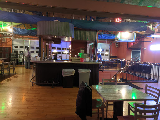 Bar & Grill «The Gnarly Gar», reviews and photos, 18200 Lakepoint Cove, Point Venture, TX 78645, USA