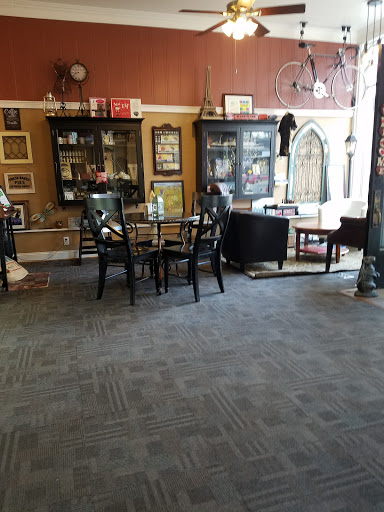 Cafe «Gathering Grounds Patisserie & Cafe», reviews and photos, 24 E Main St, Luray, VA 22835, USA