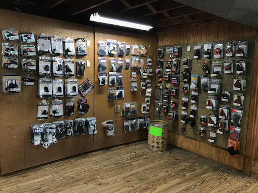 Gun Shop «A. W. Peterson Gun Shop», reviews and photos, 4255 W Old US Hwy 441, Mt Dora, FL 32757, USA