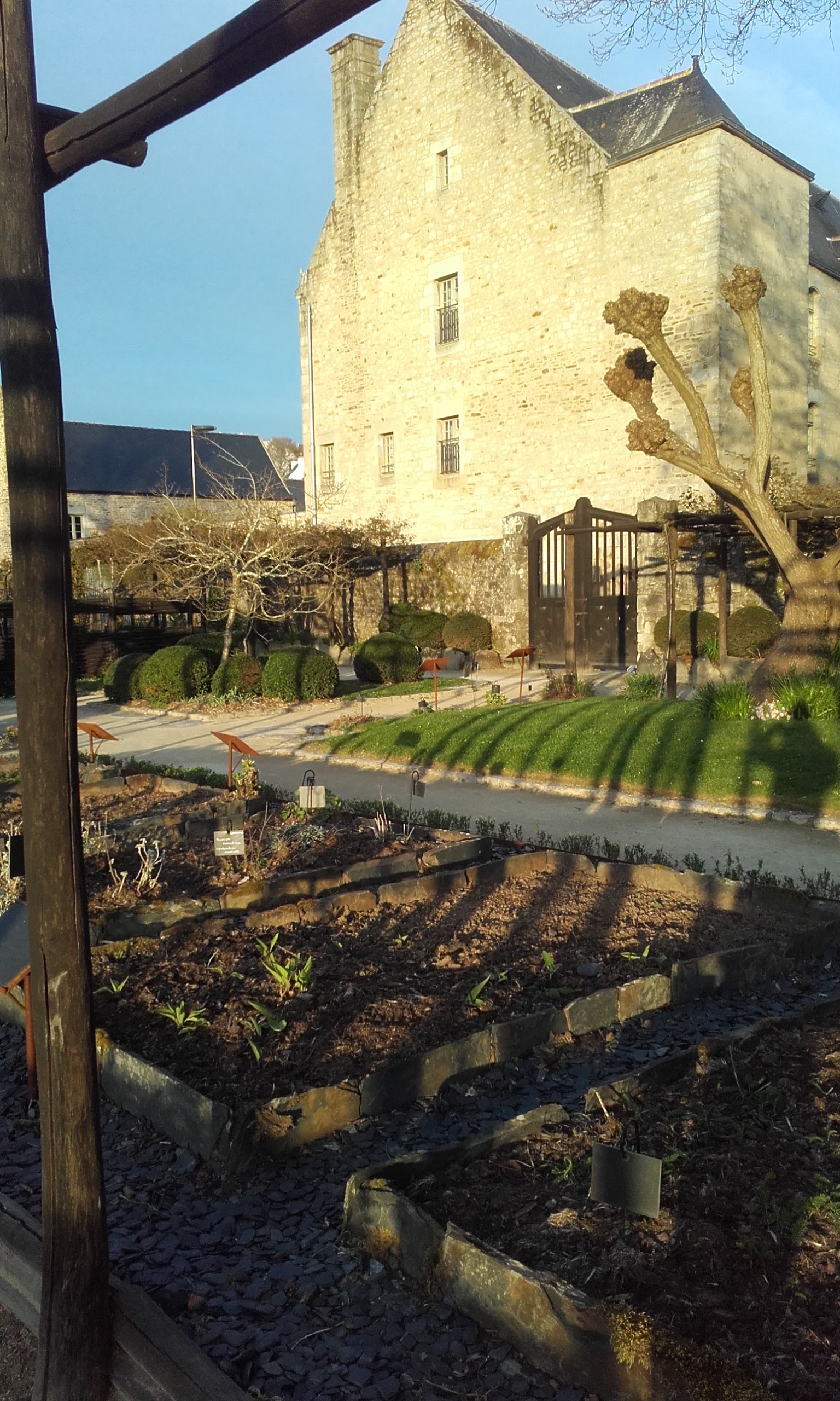 Photo n° 16 de l'avis de Jean-Baptiste.h fait le 14/04/2017 à 20:07