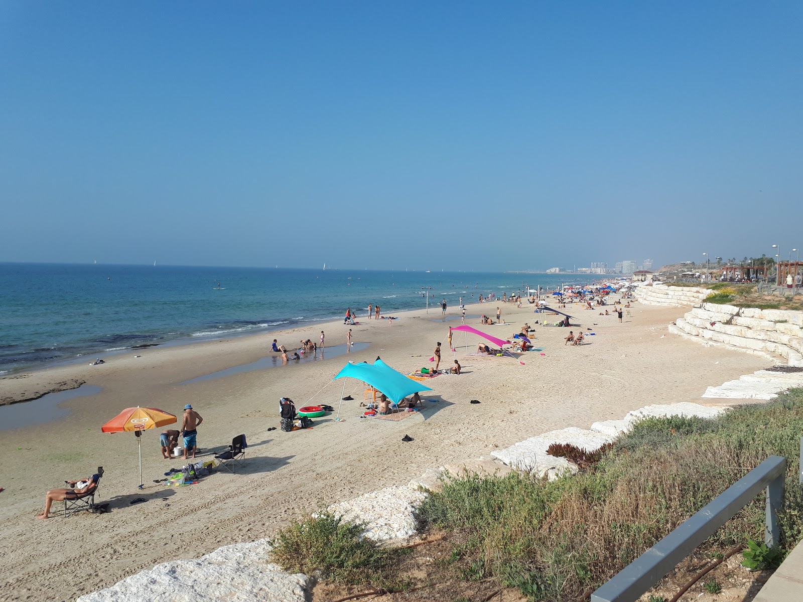 Fotografija Hatzuk beach z svetel fin pesek površino