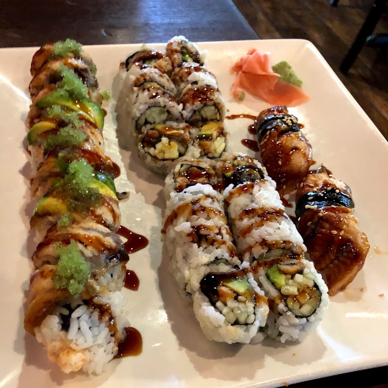 Lakeview Pearl Sushi Bar & Asian Bistro