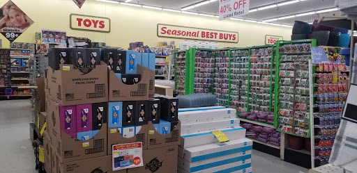 Dollar Store «Dollar Tree», reviews and photos, 1079 Pearl Rd, Brunswick, OH 44212, USA