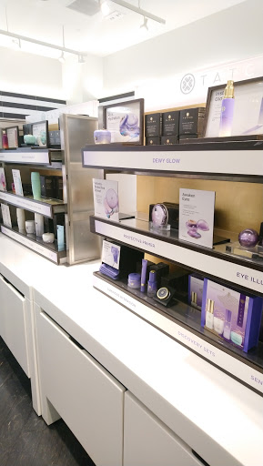 Cosmetics Store «SEPHORA», reviews and photos, 616 Southcenter Mall, Tukwila, WA 98188, USA