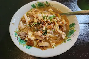 Soto Ayam Pak Wawan image