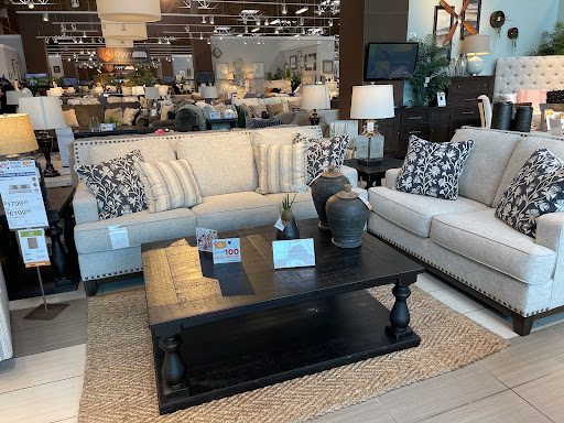Furniture Store «Ashley HomeStore», reviews and photos, 3667 N Freeway Blvd, Sacramento, CA 95834, USA