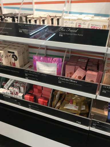 Cosmetics Store «SEPHORA», reviews and photos, 161 Los Cerritos Center, Cerritos, CA 90703, USA