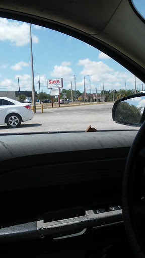 Grocery Store «Save-A-Lot», reviews and photos, 11 Hwy 630 E, Frostproof, FL 33843, USA