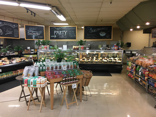 Grocery Store «The Market», reviews and photos, 7088 N West Ave, Fresno, CA 93711, USA