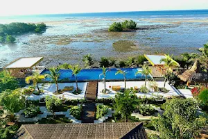 Padadita Beach Hotel image