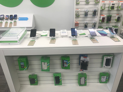 Cell Phone Store «Cricket Wireless Authorized Retailer», reviews and photos, 184 Merritts Rd b, Farmingdale, NY 11735, USA