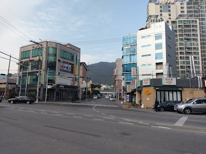 東萊溫泉理想鄉 - South Korea, Busan, Dongnae-gu, 온천제1동 154-15-dong、