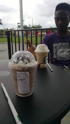 Coffee Shop «Starbucks», reviews and photos, 1750 Sheridan St, Hollywood, FL 33020, USA