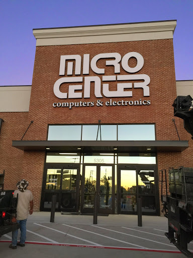 Micro Center