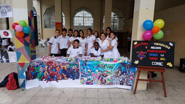 Colegio Nacional Rita Lecumberry - Guayaquil