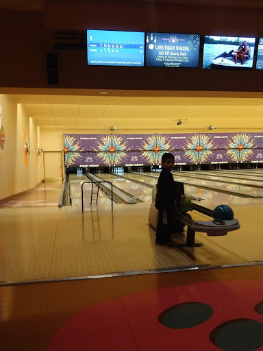 Bowling Alley «Sunset Station Strike Zone», reviews and photos, 1302 W Sunset Rd, Henderson, NV 89014, USA