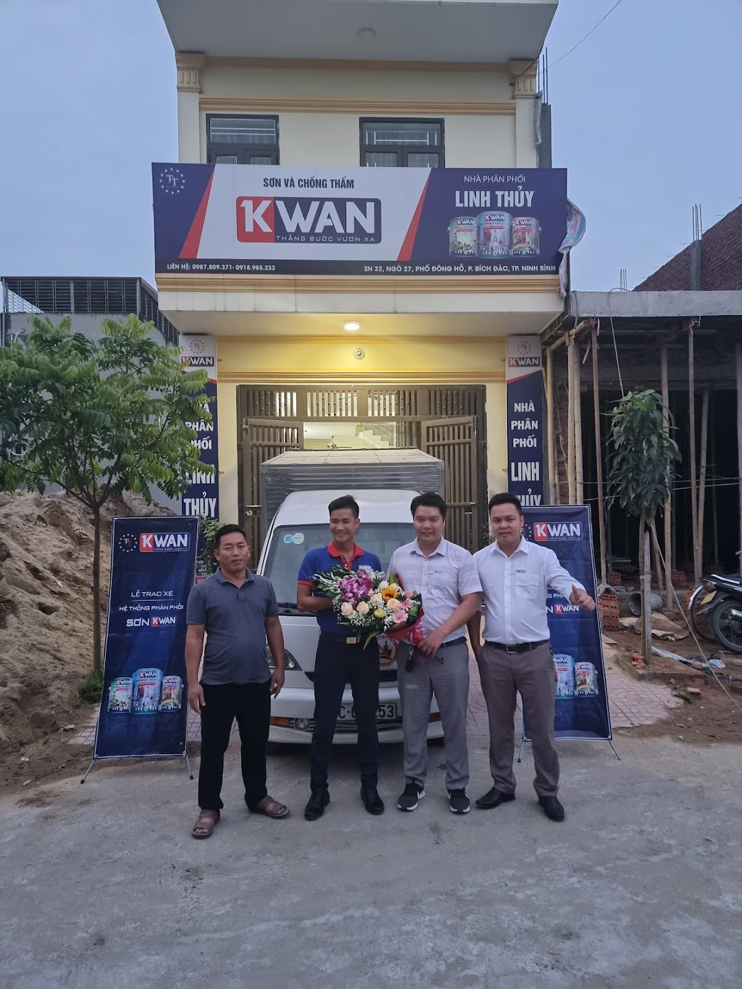 Văn phòng sơn KWAN