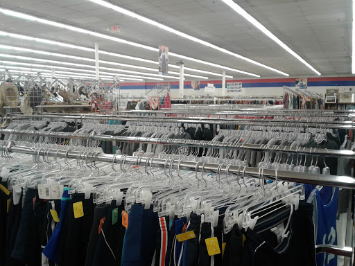 Thrift Store «Volunteers of America Thrift Store-North Columbus- Indianola», reviews and photos