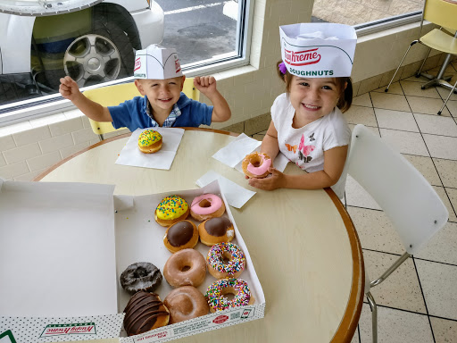 Bakery «Krispy Kreme Doughnuts», reviews and photos, 511 Moosic St, Scranton, PA 18505, USA