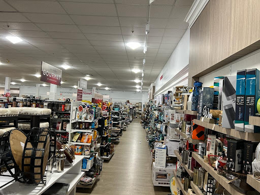 Department Store «HomeGoods», reviews and photos, 558 New York Ave, Lyndhurst, NJ 07071, USA