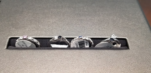 Jeweler «Shane Co.», reviews and photos, 8111 E 96th St, Indianapolis, IN 46256, USA