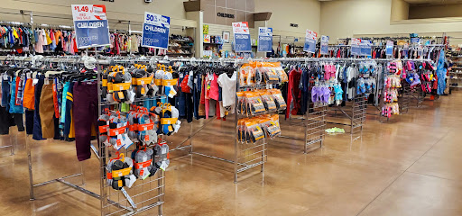 Thrift Store «Puyallup Goodwill», reviews and photos, 1200 4th St NW, Puyallup, WA 98371, USA