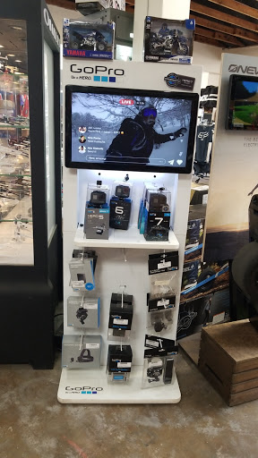 Motorcycle Dealer «Moto United - Beach Cities - Suzuki Polaris Yamaha», reviews and photos, 10401 Alondra Blvd, Bellflower, CA 90706, USA