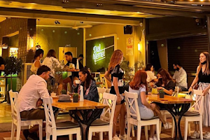 Deli Memet Cafe & Cocktail Bar image