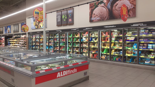 Supermarket «ALDI», reviews and photos, 200 N Edwards Blvd, Lake Geneva, WI 53147, USA