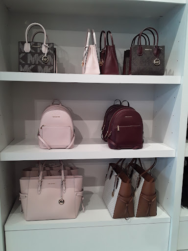 Outlet Mall «Tanger Outlet Lancaster», reviews and photos, 311 Stanley K. Tanger Blvd, Lancaster, PA 17602, USA