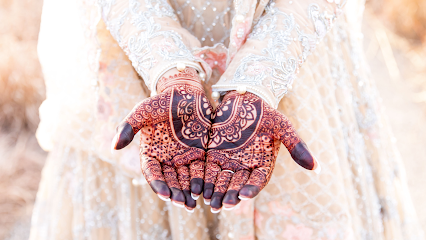 Henna Hands by Nida