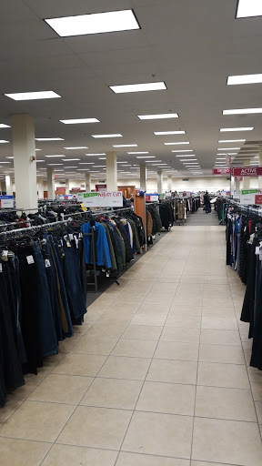 Clothing Store «Burlington Coat Factory», reviews and photos, 74 Broad St, Stamford, CT 06901, USA
